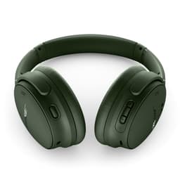 Bose New QuietComfort Wireless Noise Cancelling Headphones, Bluetooth Over Ear Headphones with Up to 24 Hours of Battery Life