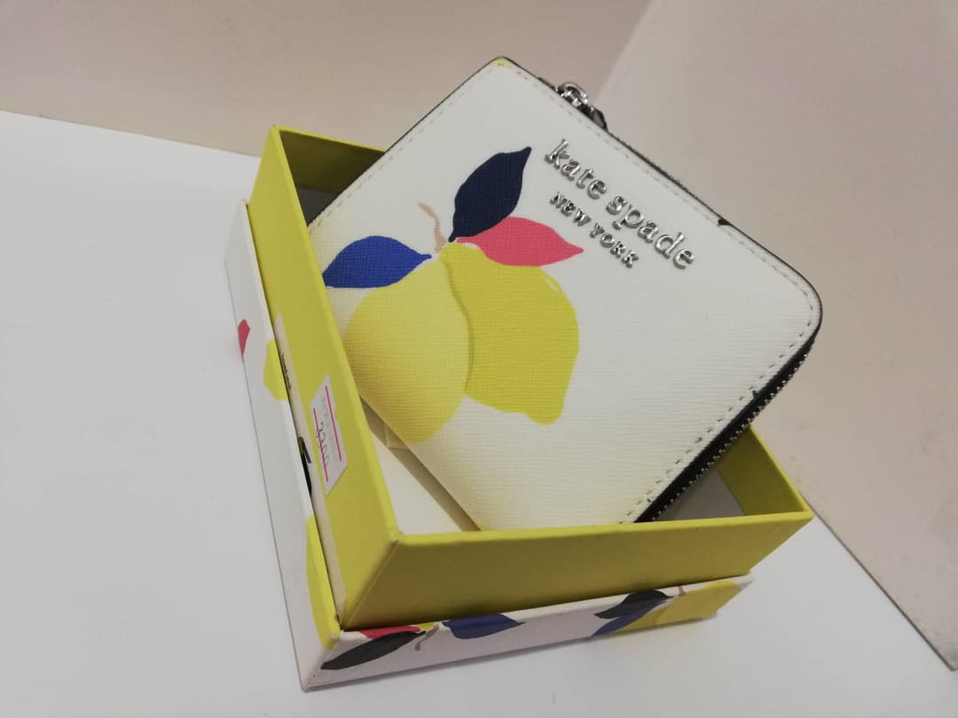 Kate Spade Cameron Lemon Zest Wallet WLRU6145 – White Saffiano Leather, Zip Slim