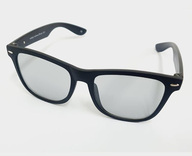 MGI GS09 Ionspec Medical Sunglasses with Germanium Stone attribute