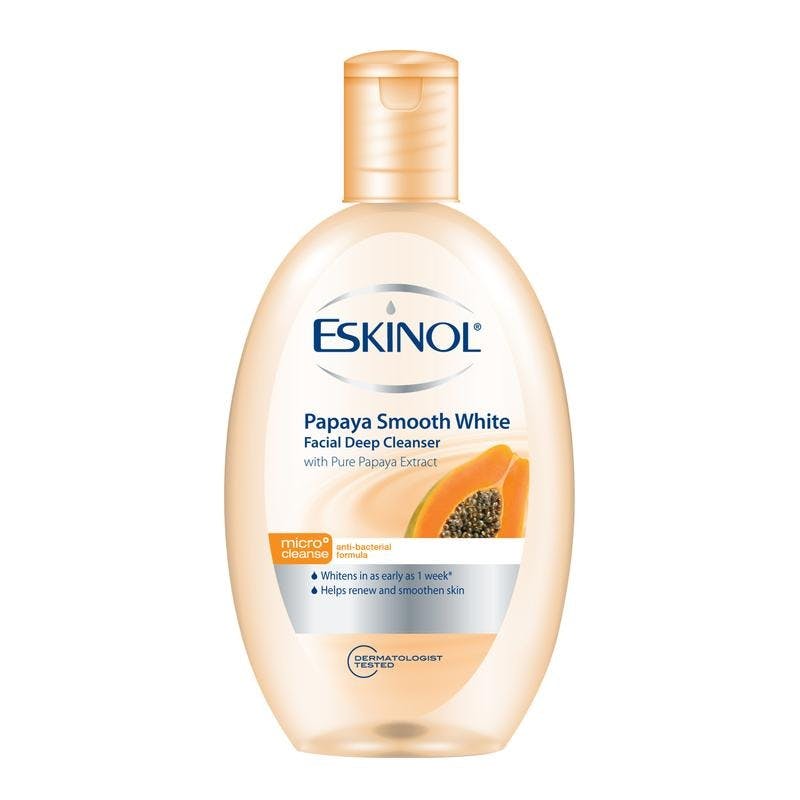 Eskinol Facial Cleanser Papaya Smooth White (225 mL)