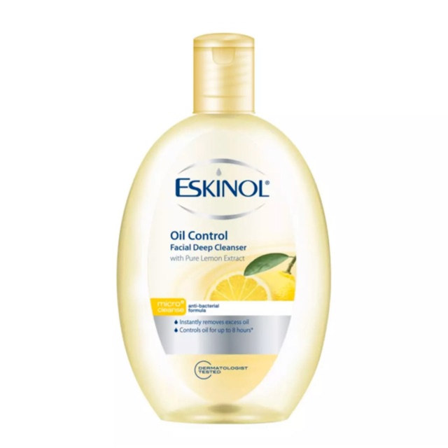 Eskinol Oil Control Cleanser with Lemon Extract (135 mL)