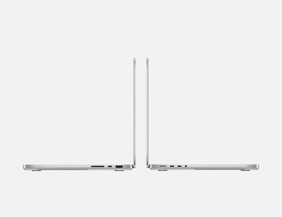 Apple MacBook Pro 14-inch M2 Chip with 10-core CPU and 16-core GPU, 16GB RAM 512GB SSD