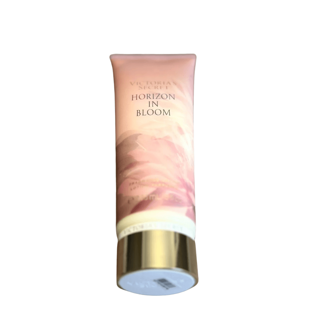 Victoria’s Secret Horizon in Bloom Lotion – Warm Floral Scent, 8 fl oz / 236ml
